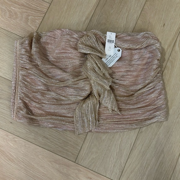 NWOT ANTHROPOLOGIE metallic tube top 2X - Picture 3 of 5